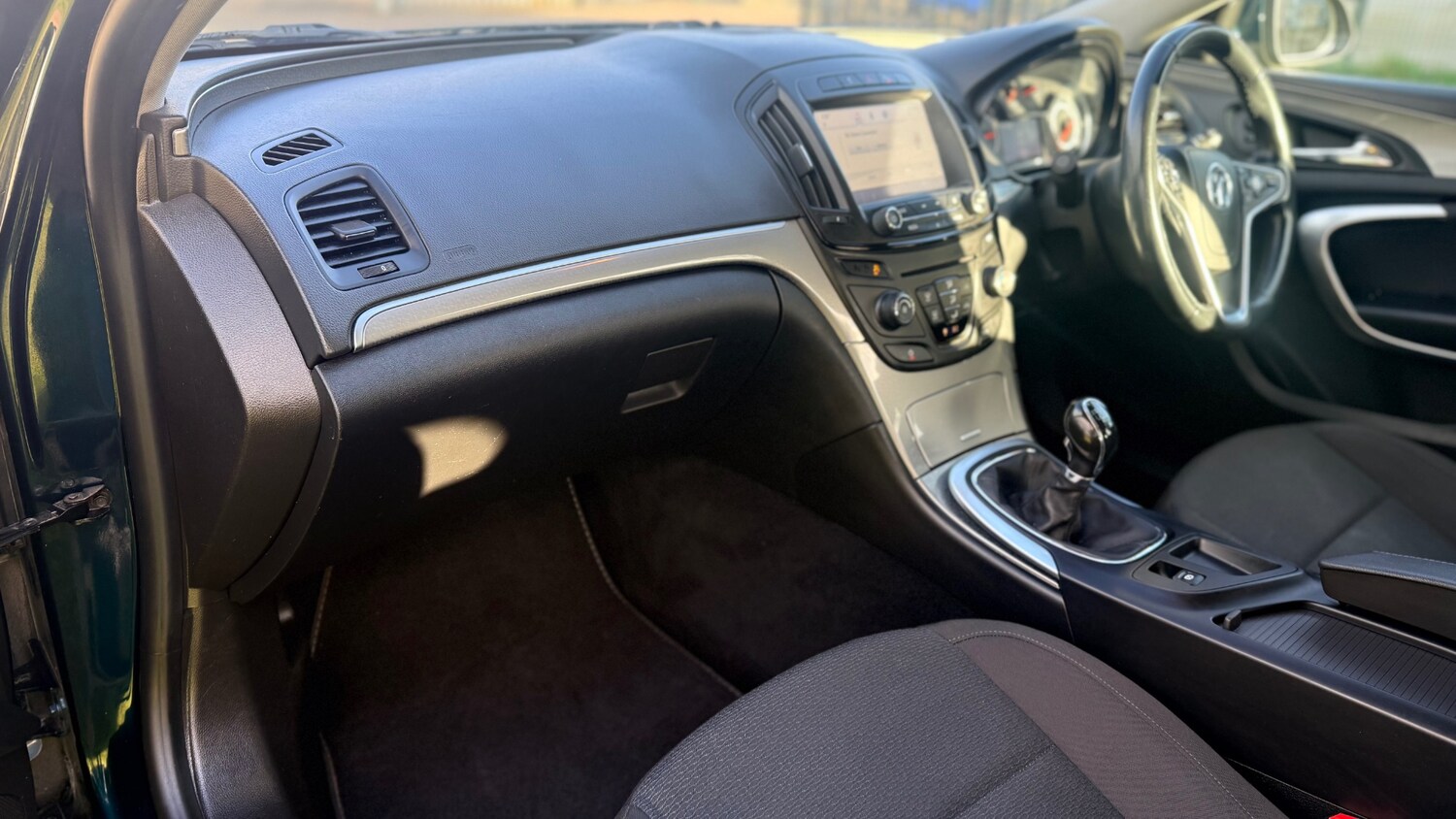 Used Vauxhall Insignia 2015 for sale - 78079199: Photo 15