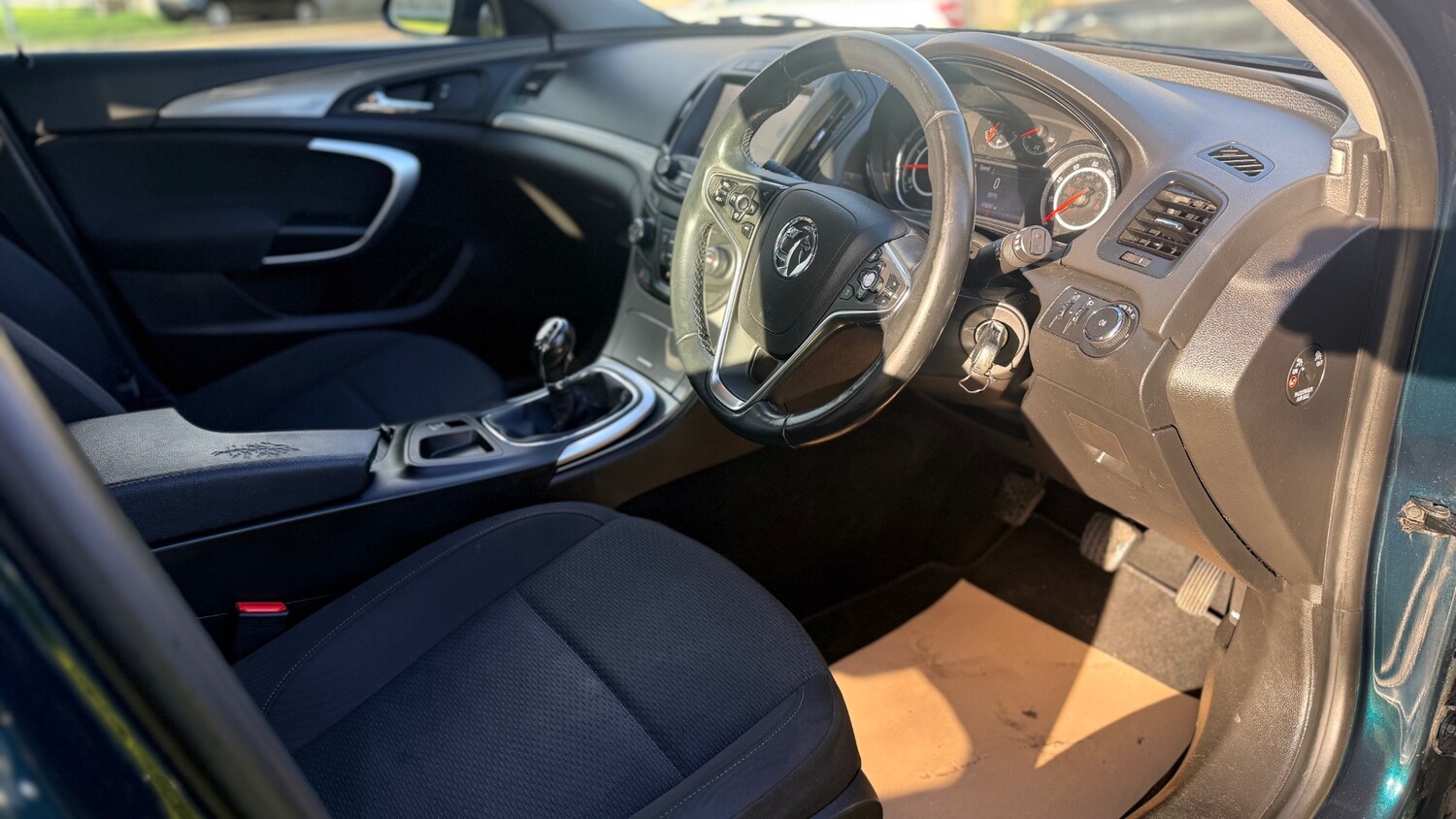 Used Vauxhall Insignia 2015 for sale - 78079199: Photo 9