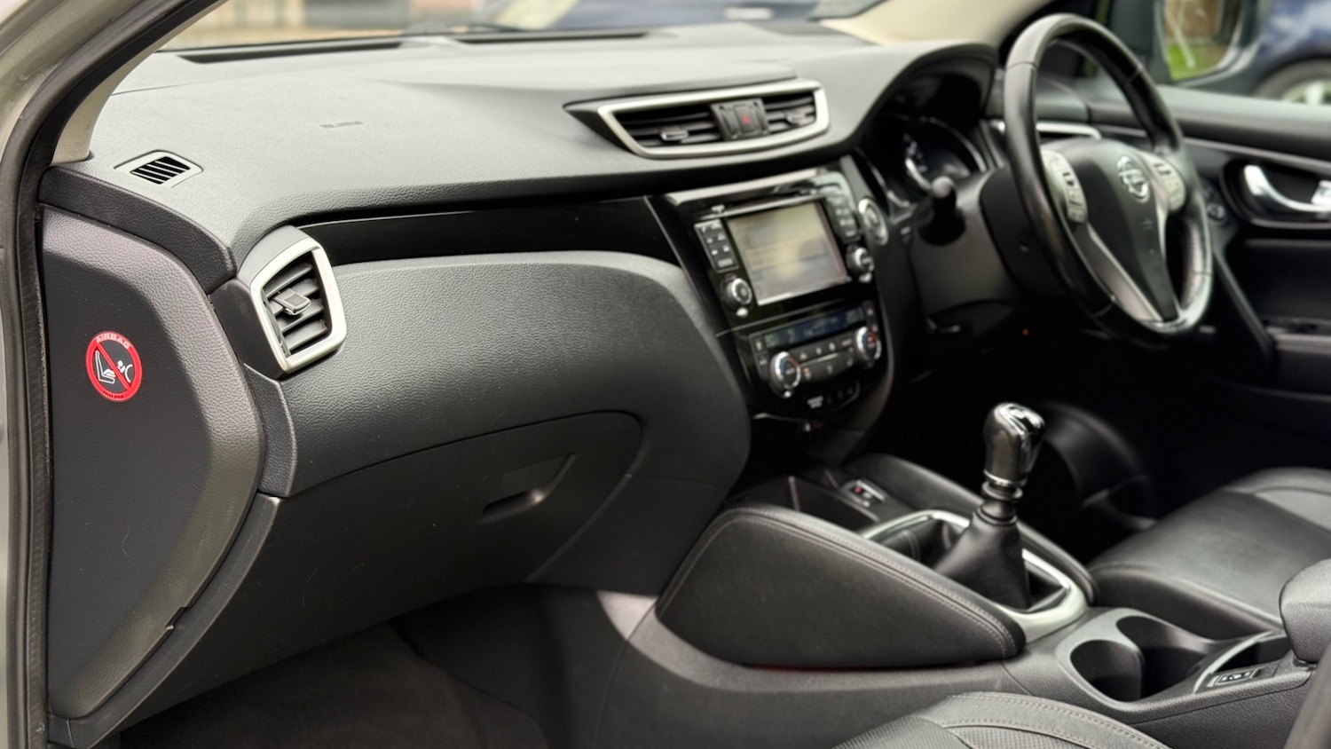 Used Nissan Qashqai 2015 for sale - 76143336: Photo 15