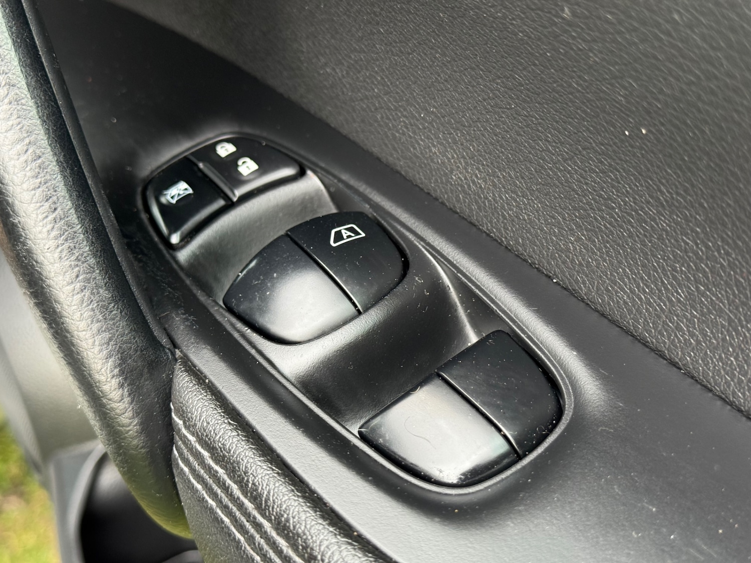 Used Nissan Qashqai 2015 for sale - 76143336: Photo 18