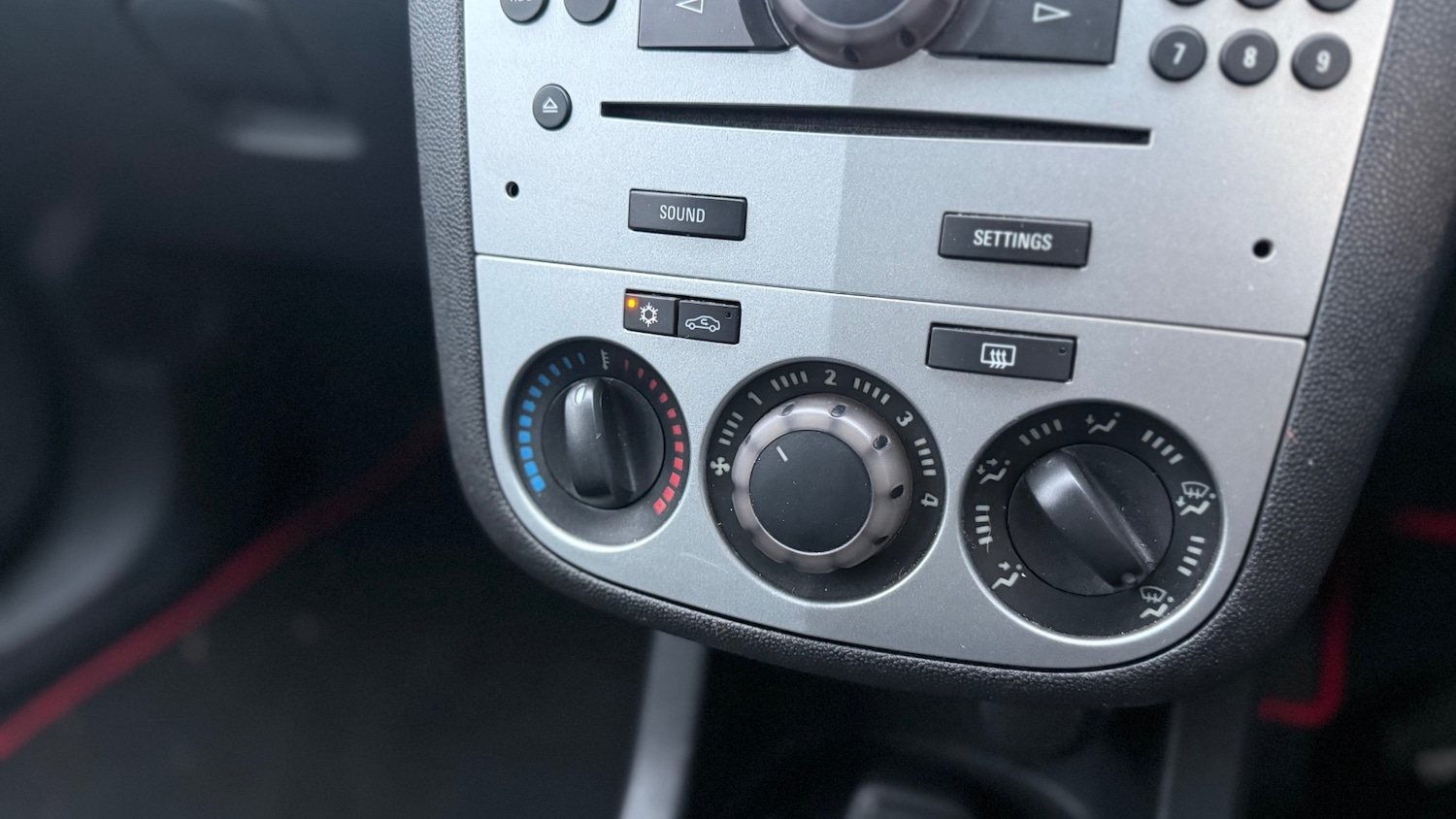 Used Vauxhall Corsa 2012 for sale - 76209560: Photo 18