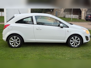 Used Vauxhall Corsa 2012 for sale - 76209560: Photo