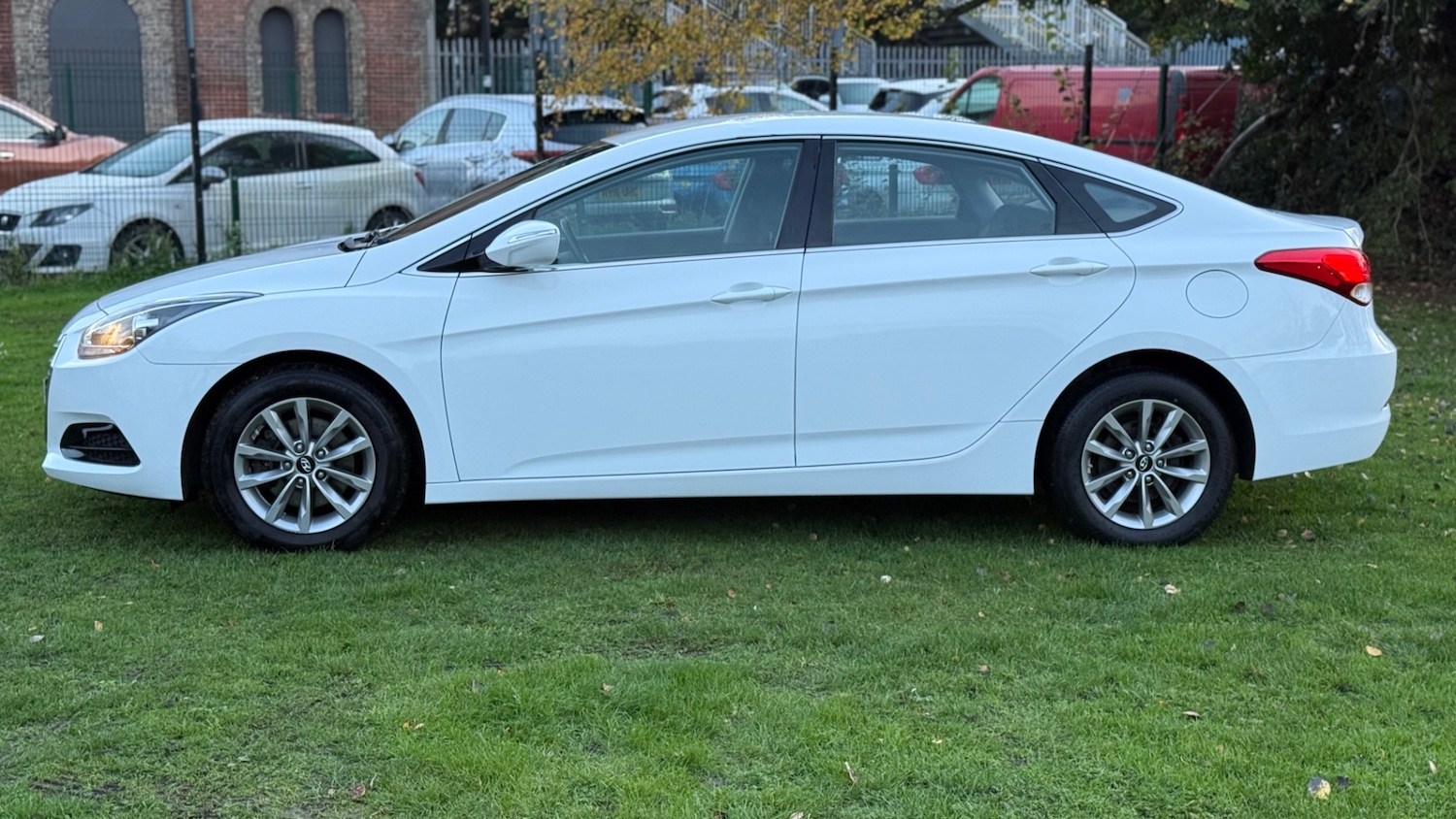 Used Hyundai i40 2017 for sale - 76598532: Photo 6