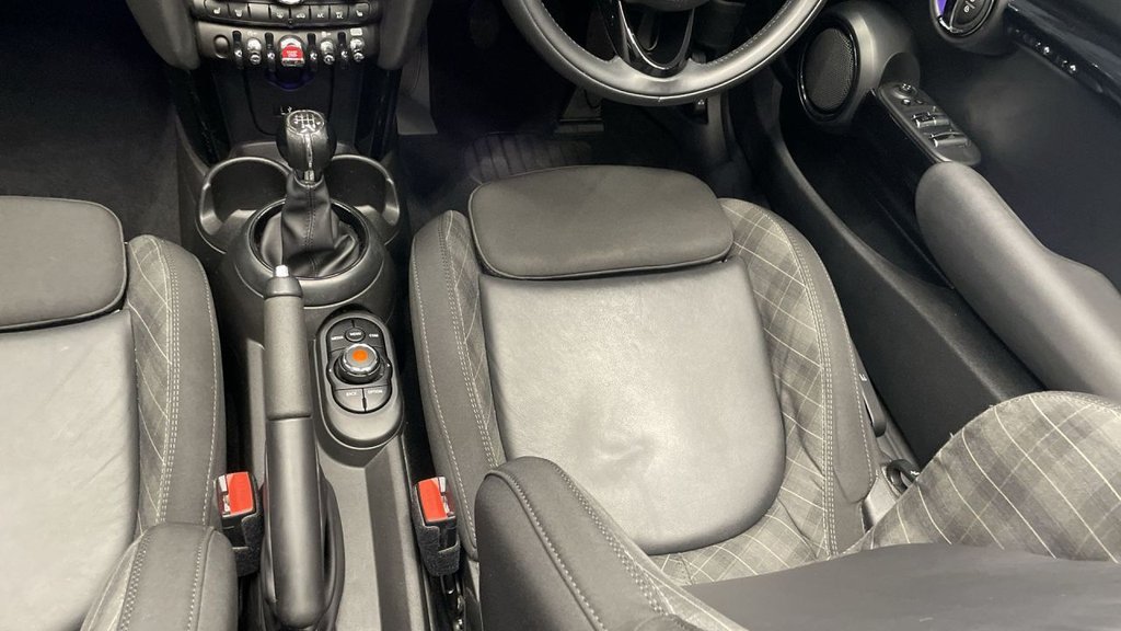 Used MINI Convertible 2018 for sale - 77152881: Photo 15