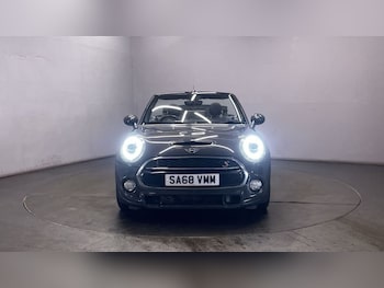 Used MINI Convertible 2018 for sale - 77152881: Photo