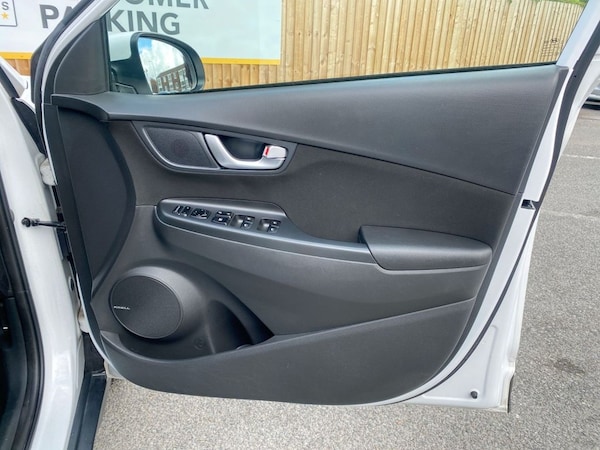 Used Hyundai KONA 2023 for sale - 75698308: Photo 21