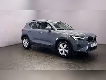 Used Volvo XC40 2022 for sale - 76154429: Photo 2
