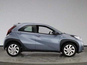 Used Toyota Aygo X 2024 for sale - 76304089: Photo 3