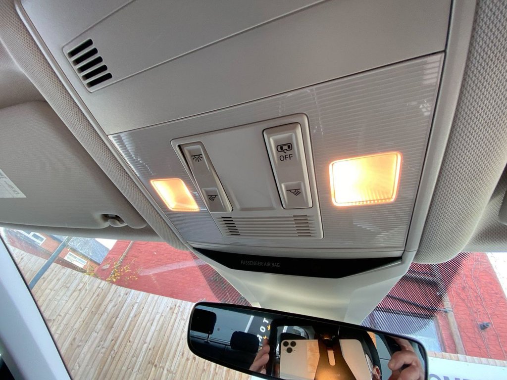 Used Volkswagen T-Roc 2023 for sale - 76867211: Photo 17