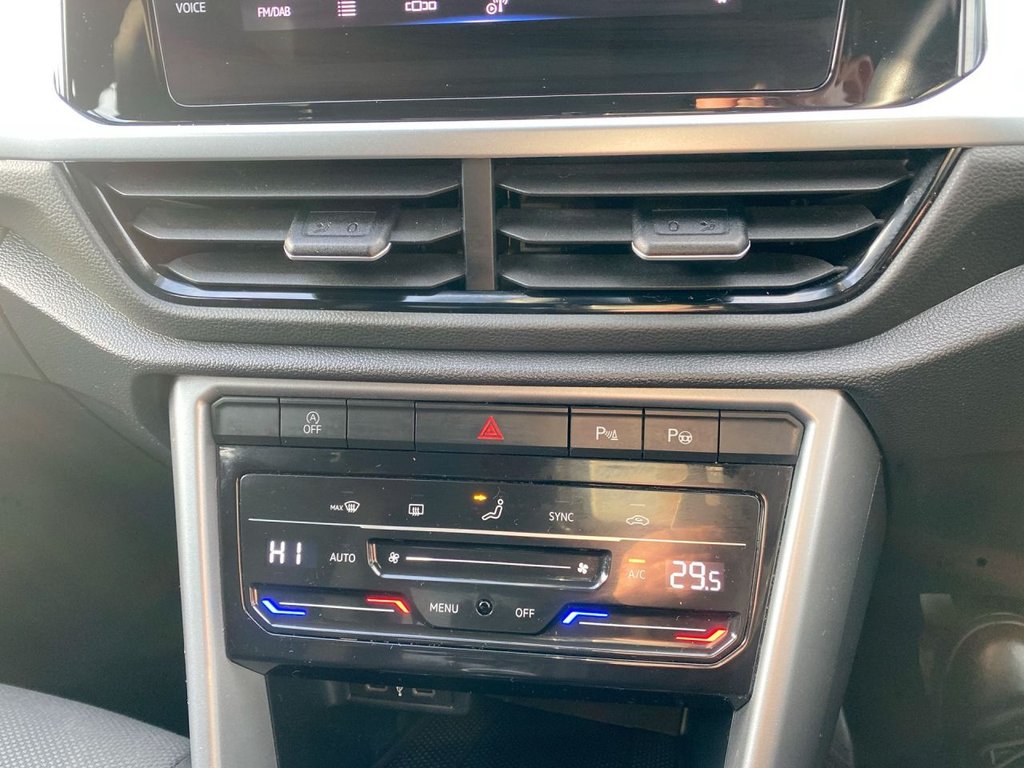 Used Volkswagen T-Roc 2023 for sale - 76867211: Photo 23