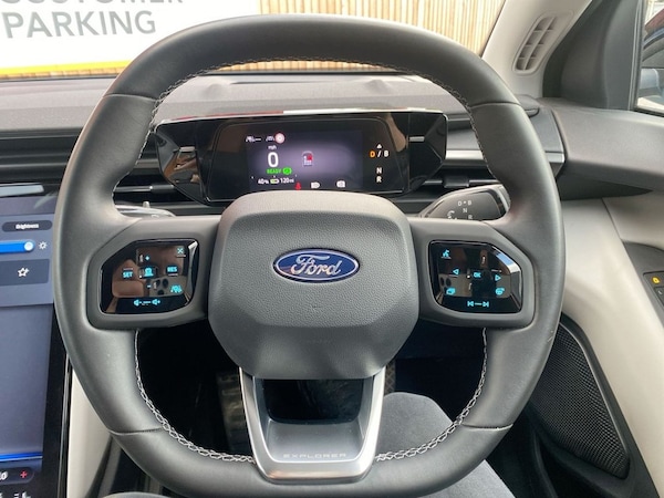 Used Ford Explorer 2024 for sale - 76068416: Photo 14