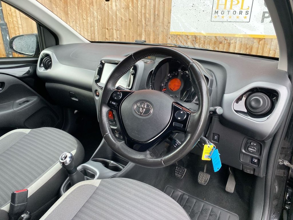 Used Toyota AYGO 2019 for sale - 76356592: Photo 6