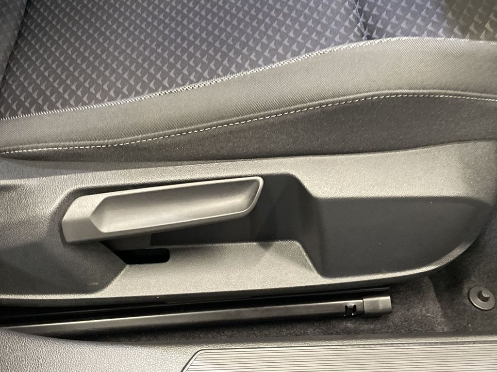 Used Volkswagen Golf 2022 for sale - 77785996: Photo 24