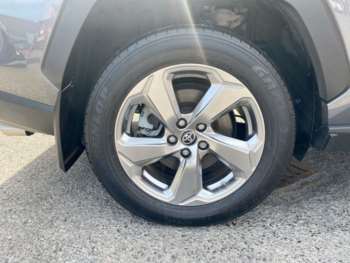 Used Toyota RAV4 2020 for sale - 74332010: Photo