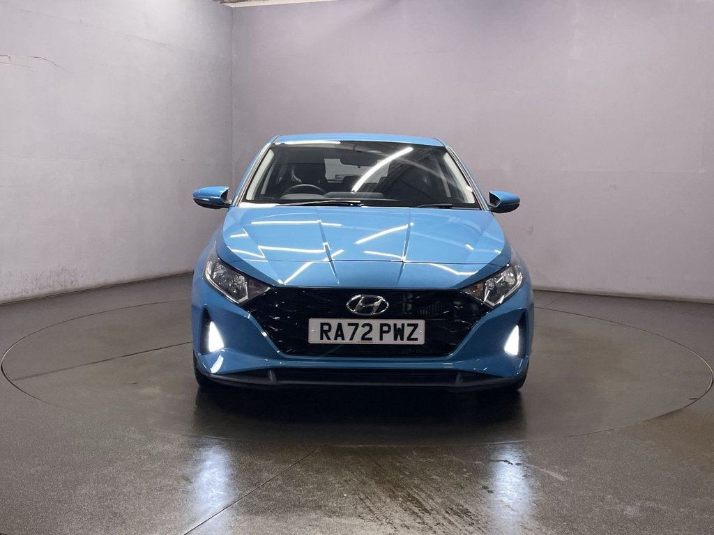 Used Hyundai i20 2023 for sale - 76783687: Photo 3