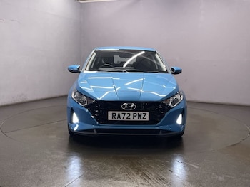 Used Hyundai i20 2023 for sale - 76783687: Photo
