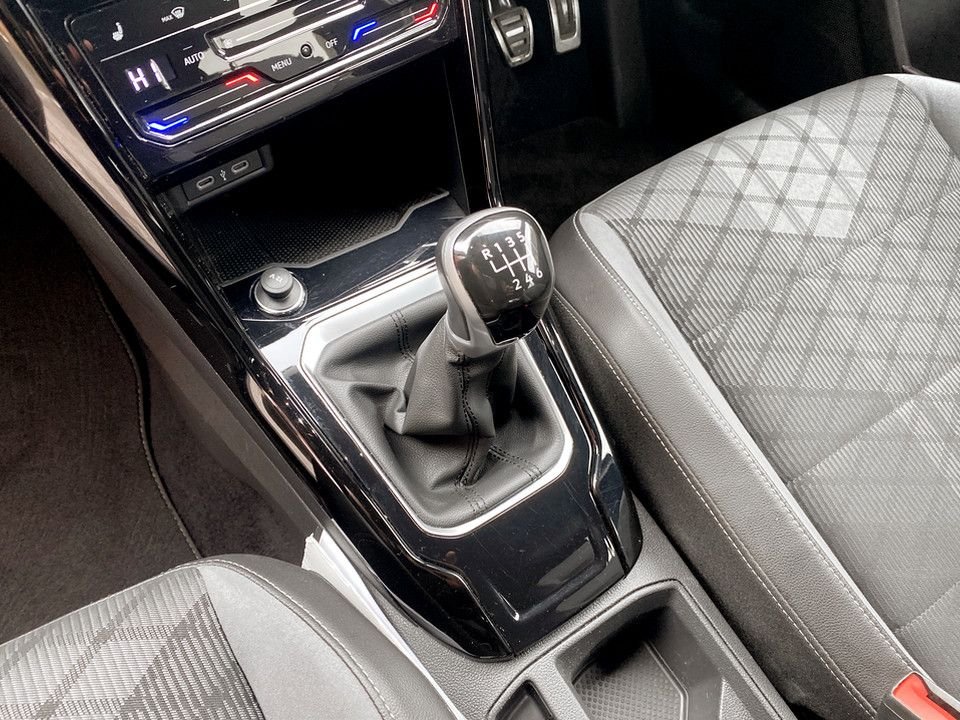 Used Volkswagen T-Roc 2024 for sale - 77582953: Photo 17