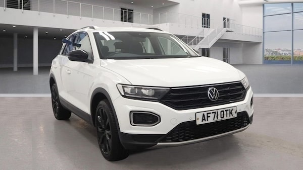 Used Volkswagen T-Roc 2021 for sale - 76345413: Photo 1