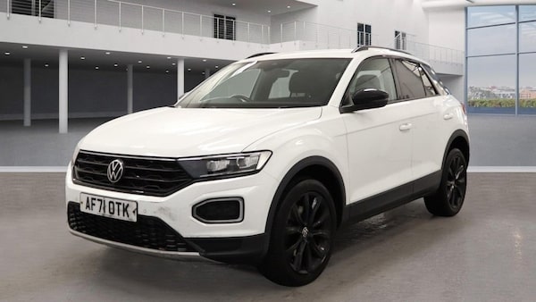 Used Volkswagen T-Roc 2021 for sale - 76345413: Photo 2