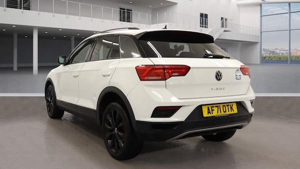 Used Volkswagen T-Roc 2021 for sale - 76345413: Photo 3