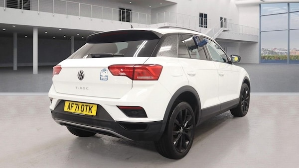 Used Volkswagen T-Roc 2021 for sale - 76345413: Photo 4