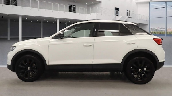 Used Volkswagen T-Roc 2021 for sale - 76345413: Photo 6