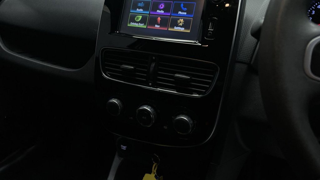Used Renault Clio 2018 for sale - 77394793: Photo 23