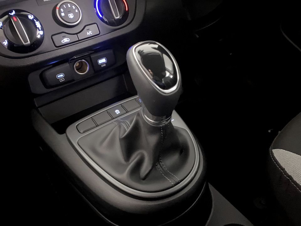 Used Hyundai i10 2024 for sale - 77920006: Photo 16