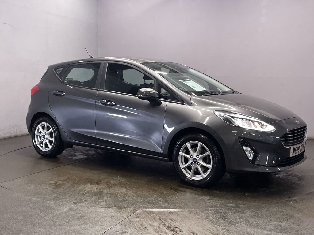 Used Ford Fiesta 2019 for sale - 76642168: Photo 2