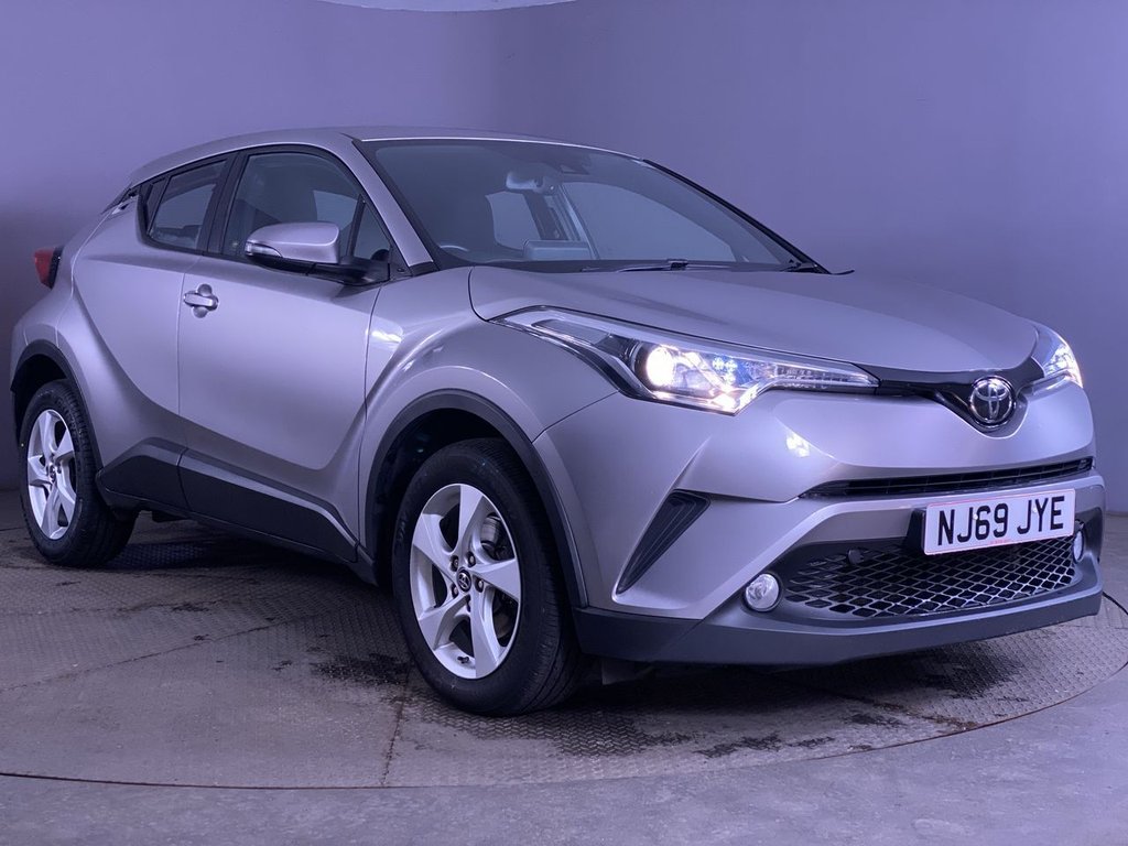 Used Toyota C-HR 2019 for sale - 76724209: Photo 1