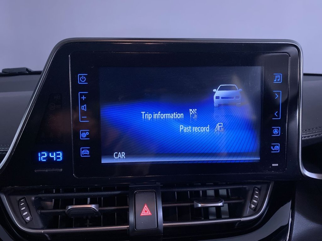 Used Toyota C-HR 2019 for sale - 76724209: Photo 20