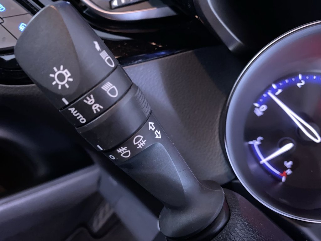 Used Toyota C-HR 2019 for sale - 76724209: Photo 23