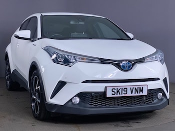 Used Toyota C-HR 2019 for sale - 76338553: Photo 2