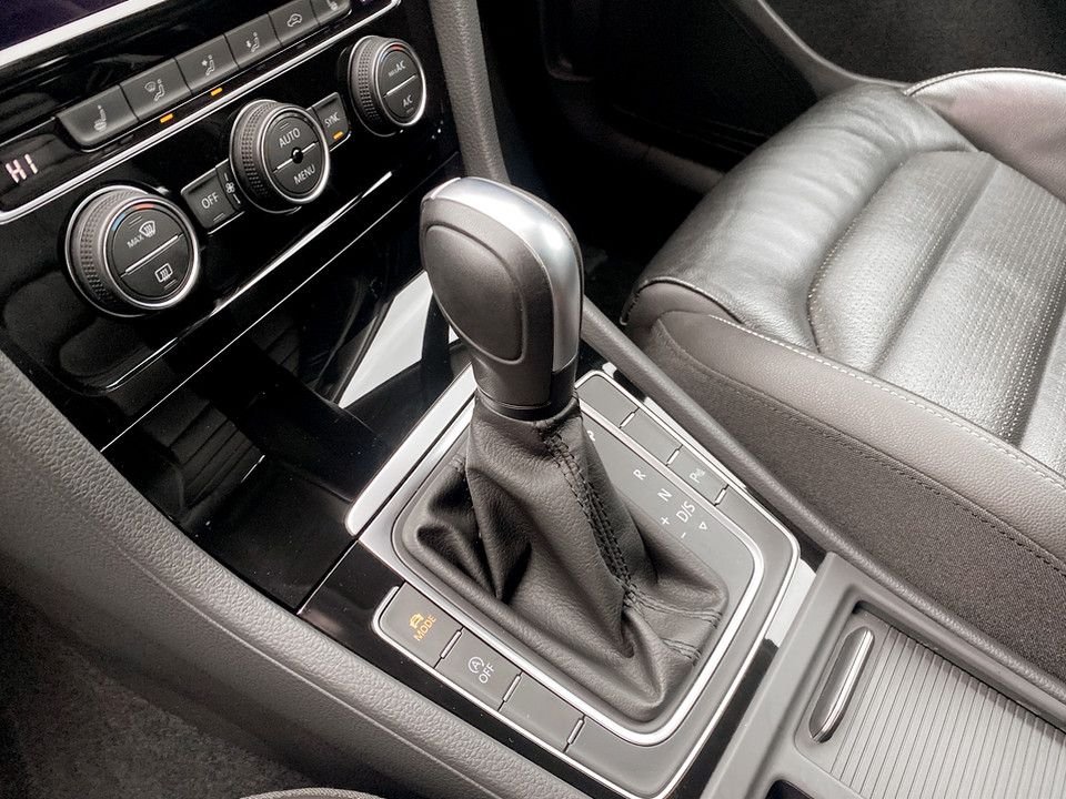 Used Volkswagen Golf 2019 for sale - 77583800: Photo 17