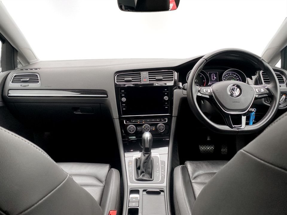 Used Volkswagen Golf 2019 for sale - 77583800: Photo 19