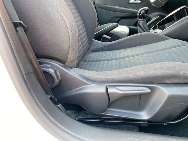 Used Peugeot 208 2022 for sale - 75653681: Photo 17