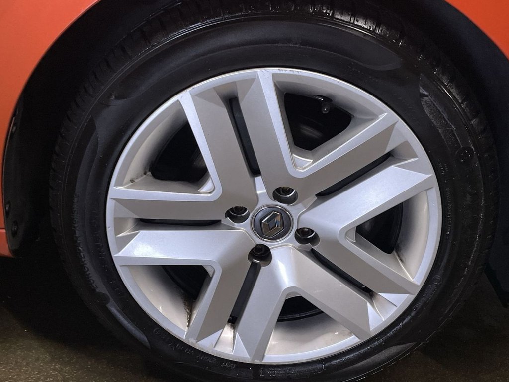 Used Renault Clio 2020 for sale - 76909714: Photo 12