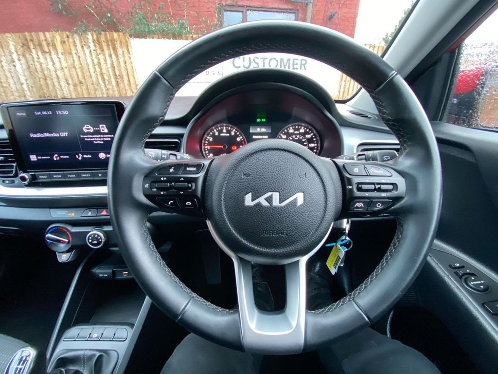 Used Kia Stonic 2022 for sale - 76784003: Photo 13