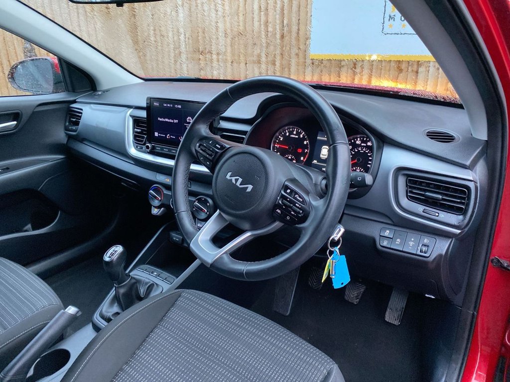Used Kia Stonic 2022 for sale - 76784003: Photo 6