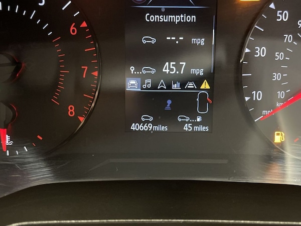 Used Renault Clio 2021 for sale - 76312971: Photo 24