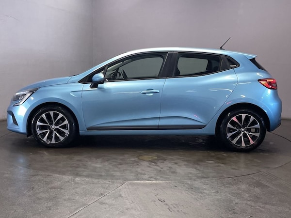 Used Renault Clio 2021 for sale - 76312971: Photo 5