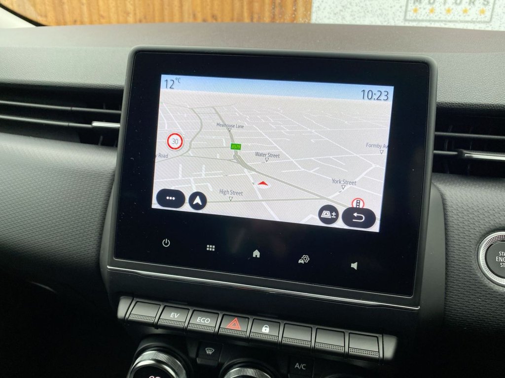 Used Renault Clio 2022 for sale - 76569839: Photo 12