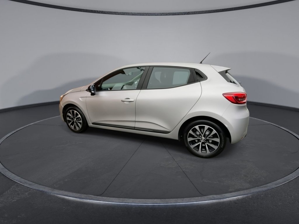 Used Renault Clio 2022 for sale - 76569839: Photo 17