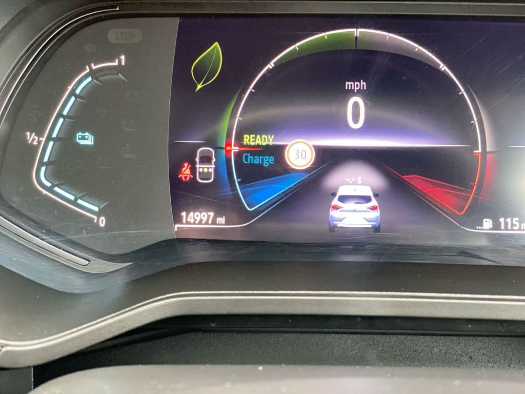 Used Renault Clio 2022 for sale - 76569839: Photo 22