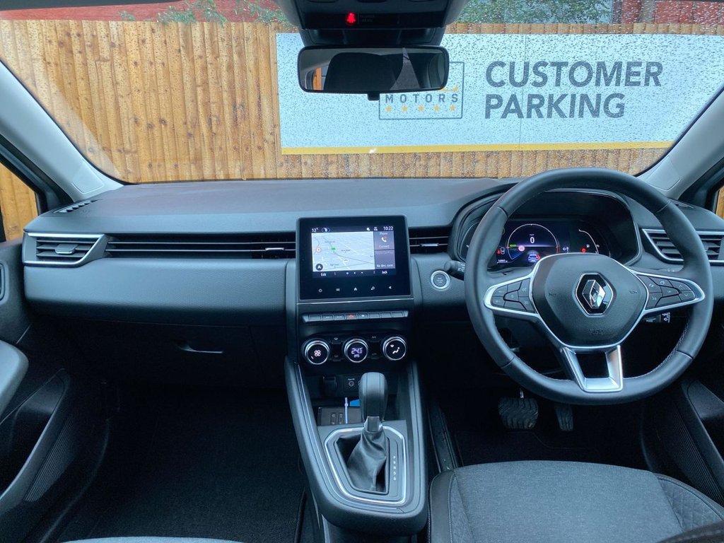 Used Renault Clio 2022 for sale - 76569839: Photo 8