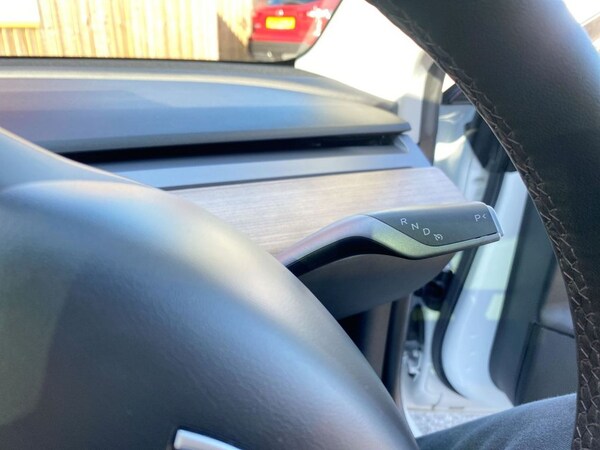 Used Tesla Model 3 2021 for sale - 76029123: Photo 15