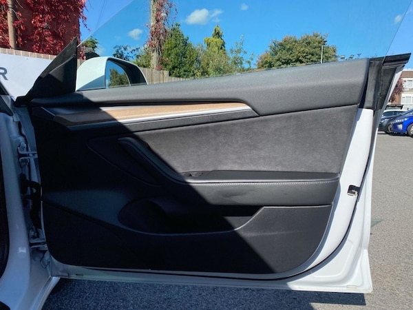 Used Tesla Model 3 2021 for sale - 76029123: Photo 23