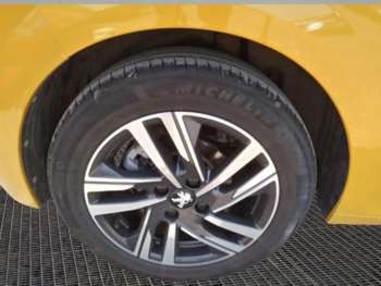 Used Peugeot 208 2023 for sale - 75062235: Photo