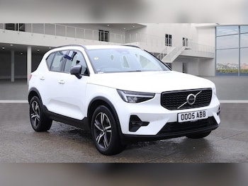 2022 (72) - 2.0 B3P Plus Dark 5dr Auto