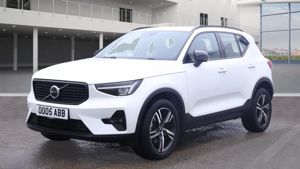 Used Volvo XC40 2022 for sale - 76417501: Photo 2